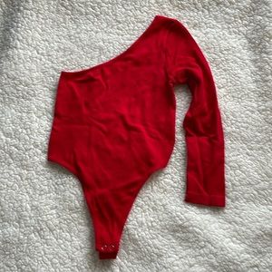 Ribbed bodysuit red size S/M thong one arm